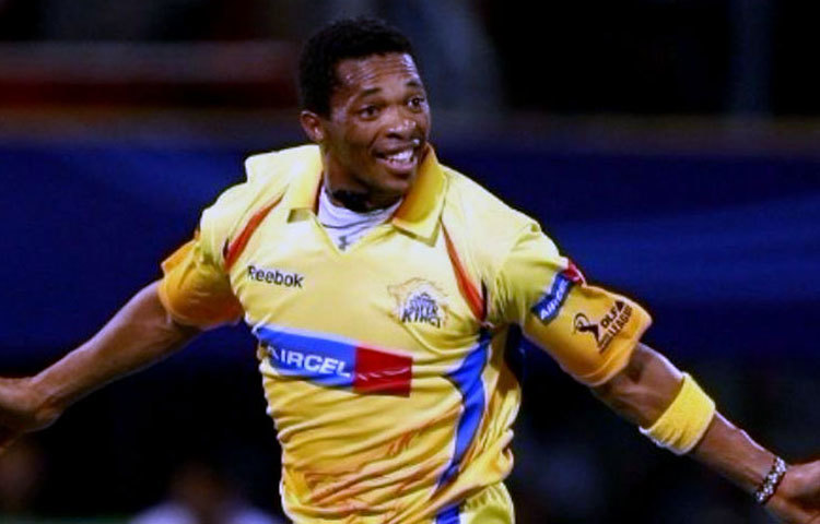 মাখায়া এনাটনি তিনিও ২০০৮ সালের আইপিএলে হ্যাটট্রিক করেছিলেন।