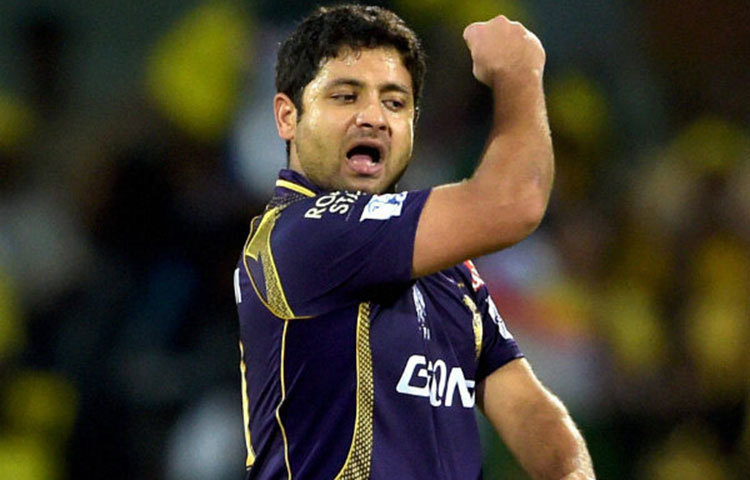 পীযূষ চাওলা : কিংস ইলেভেন পাঞ্জাব ও কলকাতা নাইট রাইডার্সের হয়ে খেলা পীযূষ চাওলা সবমিলিয়ে মোট ১২৫টি ম্যাচ খেলেছেন। তবে ১১বার শূন্য রানে আউটও হয়েছেন।