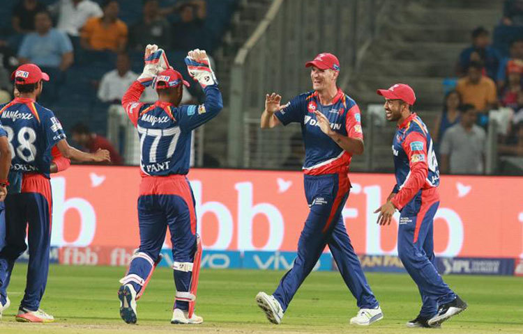 টি-টোয়েন্টিতে অবশ্য এই ঘটনা নতুন নয়। এর আগে নটি ম্যাচে একটি দলের সব ব্যাটসম্যান ক্যাচ আউট হয়েছেন।