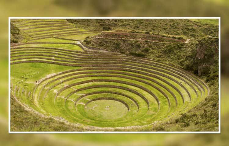বিপুল জায়গা জুড়ে বিস্তৃত এই সিঁড়ি পেরুতে অবস্থিত। এই সিঁড়িটি অনেকটাই প্রাচীন গ্রীক অ্যম্ফিথিয়েটারের মতো দেখতে। সিঁড়িটি গোলাকৃতি।