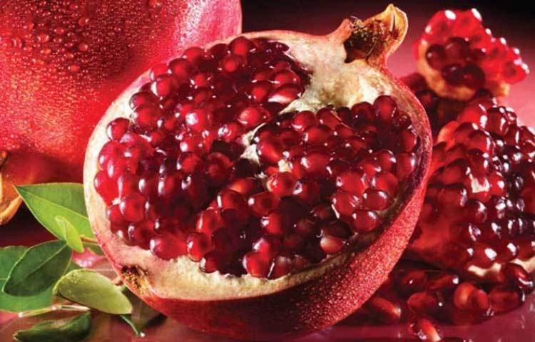 ডালিম : ডালিমে অ্যান্টিঅক্সিডেন্ট থাকে বলে এটি ফ্রি র&zwnj;্যাডিক্যালের আক্রমণ থেকে মস্তিষ্ককে রক্ষা করতে পারে।