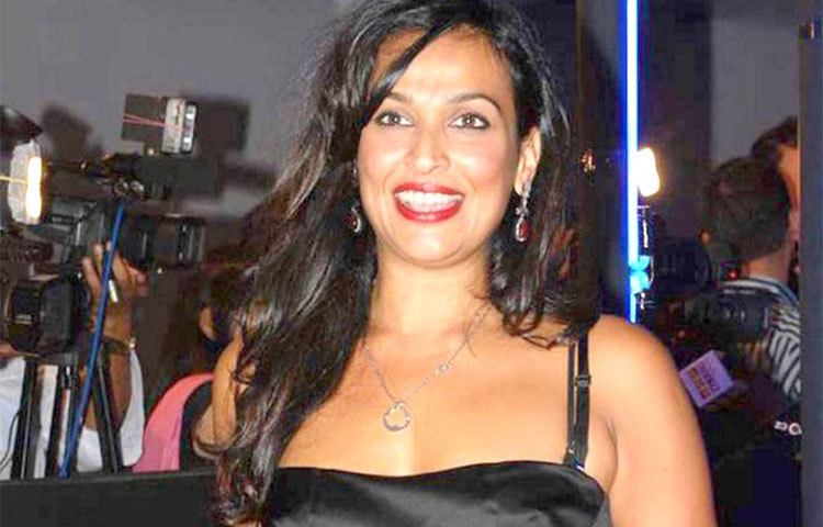 মধু সাপ্রে : ম্যাগাজিন ফটোশুটে অংশ নিতে তার নিয়মিত ডাক পড়ে।