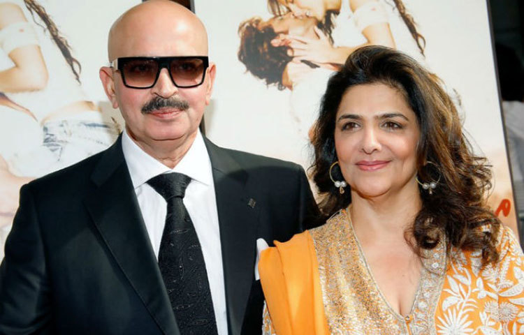 রাকেশ রোশন-পিঙ্কি : জনপ্রিয় পরিচালক-প্রযোজক জে ওম প্রকাশের মেয়ে পিঙ্কি। পরিবারের তরফেই দেখাশোনা করে বিয়ে হয়েছিল রাকেশ-পিঙ্কির।