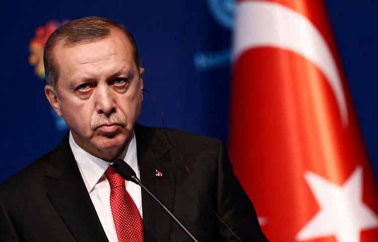 রেচেপ তাইয়েপ এর্দোয়ান : তুরস্কের প্রেসিডেন্টের বছরে বেতন ১ লাখ ৯৭ হাজার ডলার।