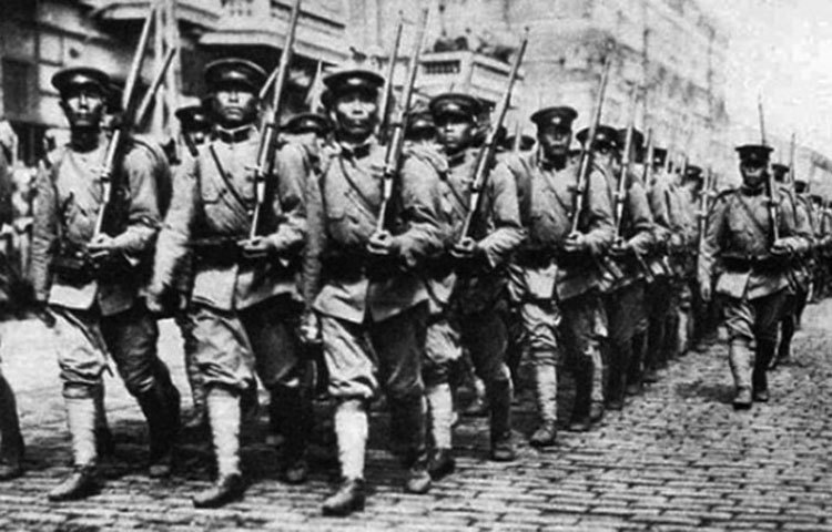 দুনগান অভ্যুত্থান : ১৮৬২-১৮৭৭ সালে সংগঠিত এ যুদ্ধে মৃতের সংখ্যা ৮০ লক্ষ থেকে ১ কোটি ২০ লক্ষ। চীনে দুনগান জাতি বিদ্রোহ ঘোষণা করেছিল কুইঙ্গ রাজবংশের বিরুদ্ধে। গৃহযুদ্ধে প্রায় এক কোটি মানুষের মৃত্যু হয়।