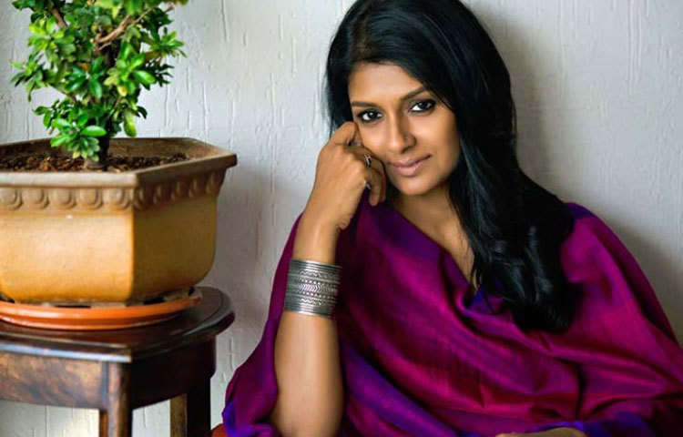 নন্দিতা দাস : তার ঝুলিতেও রয়েছে হলিউড সিনেমা &lsquo;বিফোর দ্য রেইনস&rsquo;। তবে হিন্দি সিনেমার বাছাই এই অভিনেত্রী বেশ ভেবে চিন্তেই করেন। থিয়েটার দিয়ে অভিনয় জীবনের শুরু করে বর্তমানে একটি ছবির পরিচালনার কাজে হাত দিয়েছেন নন্দিতা দাস।