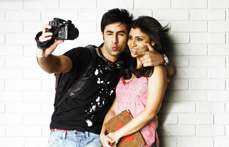 কঙ্কনা সেন শর্মা ও রণবীর কাপুর : &lsquo;ওয়েক আপ সিড&rsquo; ছবিতে রণবীর ও কঙ্কনার জুটিকে দর্শকের ভীষণ মিষ্টি লেগেছে। চার বছরের ছোট হলেও গল্পের নিরিখে রণবীর ও কঙ্কনাকে একসঙ্গে পছন্দ করেছেন দর্শক।