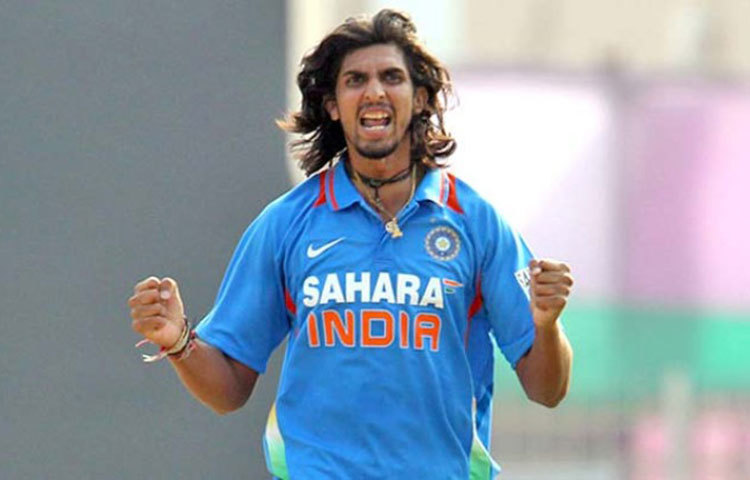 ইশানন্ত শর্মা : ২০১৫-১৬ বছরে বি গ্রেড তালিকায় মোট ১৪ জনের তালিকায় নাম রয়েছে ইশান্ত শর্মার।