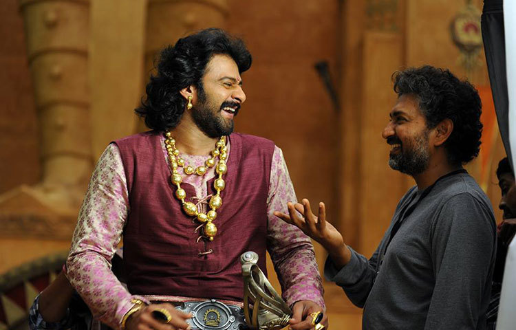 মুক্তি পাওয়ার পর সাত দিনে &lsquo;বাহুবলী-২&rsquo;-এর হিন্দি সংস্করণ ২৪৭ কোটি টাকার ব্যবসা করে রেকর্ড গড়েছে।