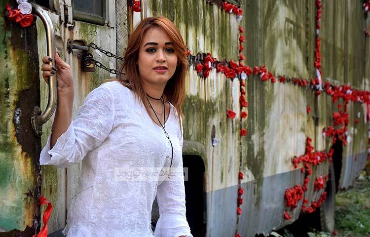 বর্তমানে অহনা একাধিক ধারবাহিক এবং খণ্ডনাটকে অভিনয় করছেন। ছবি : মাহবুব আলম