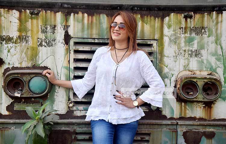 নিজের অভিনয় প্রসঙ্গে অহনা বলেন, &lsquo;আমার অভিনীত প্রত্যেকটি নাটকের চরিত্রই আমার কাছে প্রিয়।&rsquo; ছবি : মাহবুব আলম