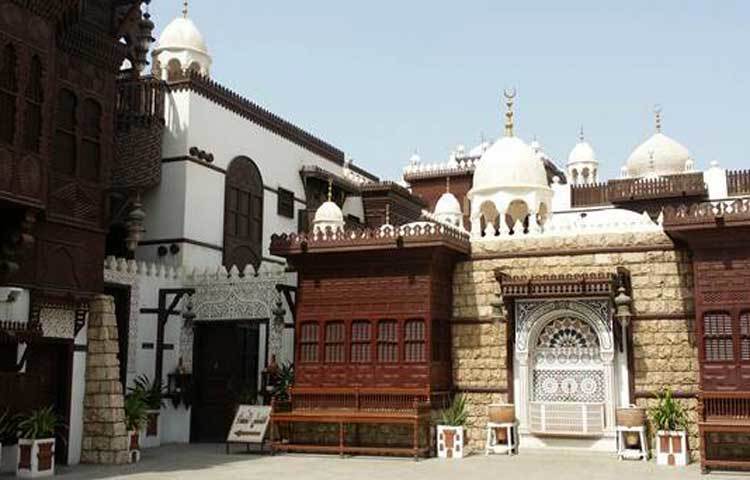 আল তায়েব ইন্টারন্যাশনাল সিটি, জেদ্দা, সৌদি আরব : দৃষ্টিনন্দন এই স্থাপনাটি বিদেশি পর্যটকদের বিশেষ আকর্ষণের।