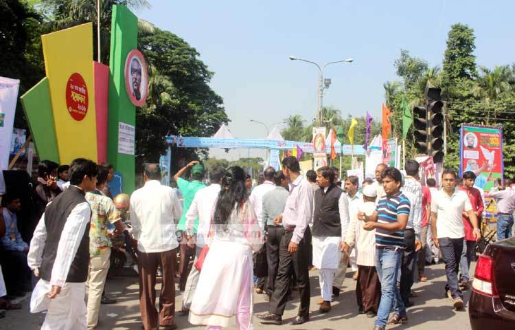বিপুল উৎসাহ উদ্দীপনা নিয়ে আজও কাউন্সিলে নেতাকর্মীরা যোগ দিয়েছেন। ছবি : বিপ্লব দিক্ষিৎ