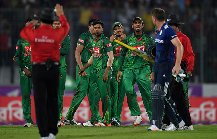 পরাজয় নিশ্চিত জেনে টাইগারদের উচ্ছ্বাস দেখে ক্ষেপেছেন বাটলার।