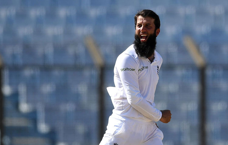 বাংলাদেশের জামাই মঈন আলি, আর এই জামাইয়ের একের পর এক আঘাত এদেশের ক্রিকেট অনুরাগীদের চোখের বালিতে পরিণত করেছে।