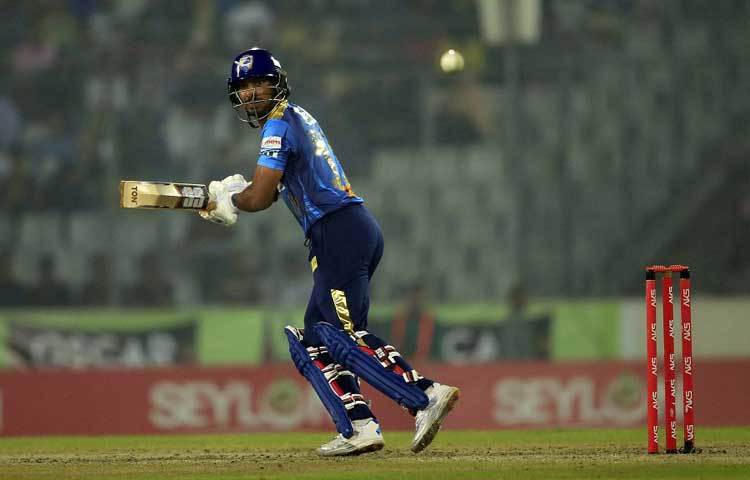 কুমার সাঙ্গাকারা ৩৩ বলে ৩৬ রান করে দলকে এগিয়ে নিয়েছিলেন।