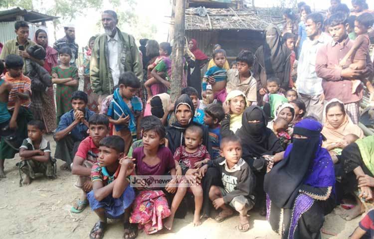 কক্সবাজারের উখিয়া ও টেকনাফের বিভিন্ন চোরাই পয়েন্ট দিয়ে রোহিঙ্গা অনুপ্রবেশ অব্যাহত রয়েছে। মংডুর ১৫ গ্রাম নিধনের পর এবার পার্শ্ববর্তী বুচিদং জেলায় হাত দিচ্ছে সেনা সদস্যরা।