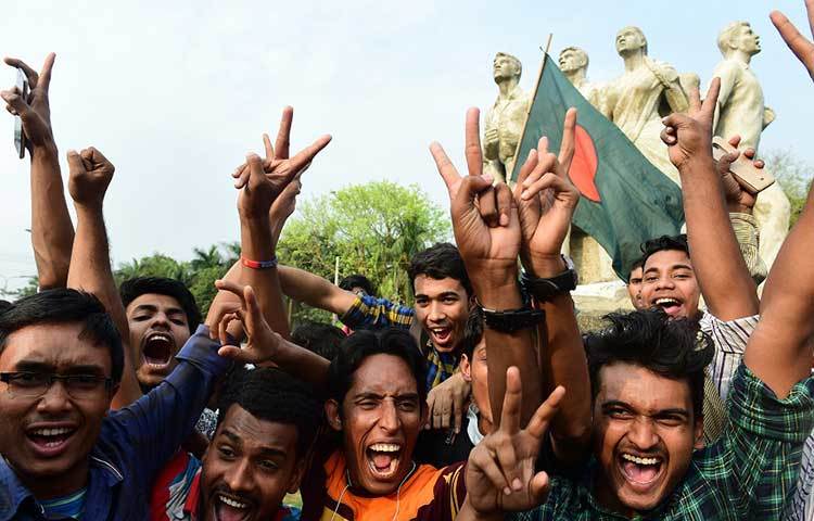 বাধভাঙা উচ্ছ্বাসে মেতেছিলো দেশের অগণন ক্রিকেট ভক্ত।