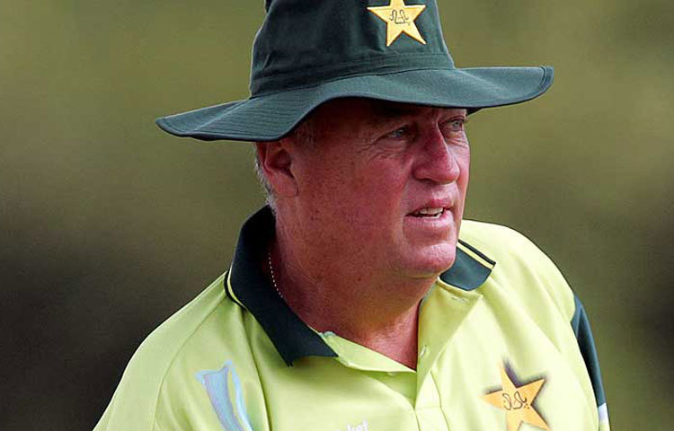 বব উলমার ১৯৯১ সালে তার কোচিংয়ের বর্ণাঢ্য ক্যারিয়ার শুরু করেন। তিনি দীর্ঘদিন দক্ষিণ আফ্রিকার কোচের দায়িত্ব পালন করেন। বব উলমার ২০০৭ সালের ১৮ মার্চ মৃত্যুবরণ করেন।