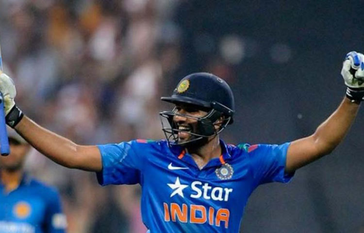 ২০০৭ থেকে ২০১২ পর্যন্ত মিডল অর্ডারে ব্যাট করতে নামা রোহিত শর্মার ব্যাটিং গড় ছিল ৩০.৪, স্ট্রাইক রেট ৭৮। ধোনিই তাকে ওপেনার হিসাবে নামান। পরের ৬২ ম্যাচে ওপেনার রোহিতের গড় ৫৬, স্ট্রাইক রেট প্রায় ৯০। ওয়ান ডেতে দুইটি দ্বিশতরানও করেন তিনি।