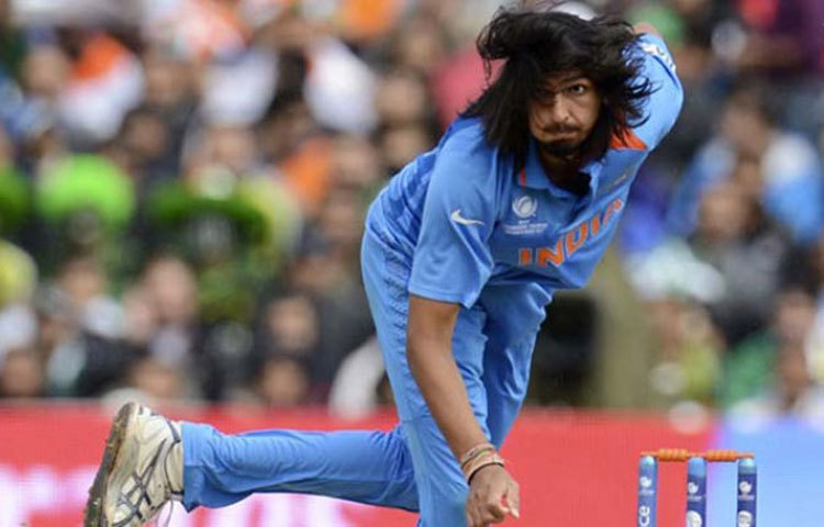 ২০১৪ সালে লর্ডস টেস্টে ৩১৯ রানের লক্ষে ব্যাট করতে নেমে ইংল্যান্ড তখন ১৫৬/৪। নতুন বল নেওয়ার সঙ্গে সঙ্গে কাউন্টার অ্যাটাক শুরু করেন ব্রিটিশ ব্যাটসম্যানরা। প্রথম চার বলে তিন বাউন্ডারির পর ধোনি ইশান্তকে বাউন্সার দিতে বলেন। সেই বাউন্সার অস্ত্রেই লর্ডসে ৯৫ রানে টেস্ট জেতে ভারত।