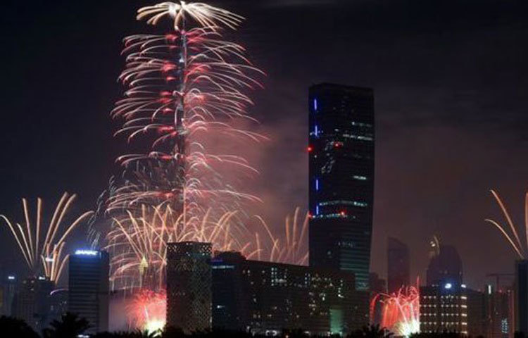 দুবাইয়ে নতুন বছর উদযাপনে কড়া নিরাপত্তা ব্যবস্থা নেওয়া হয়।