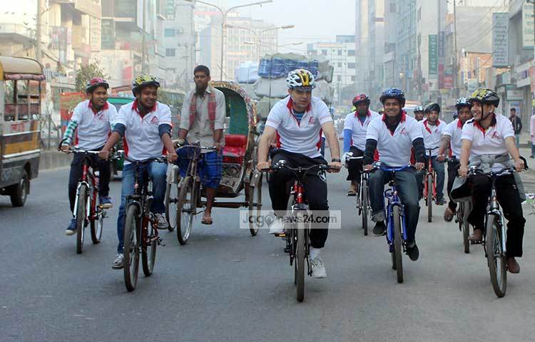 প্রতিমাসে কমপক্ষে একটি করে এ ধরনের র&zwnj;্যালি করার পরিকল্পনা রয়েছে আয়োজকদের। ছবি : বিপ্লব দিক্ষিৎ