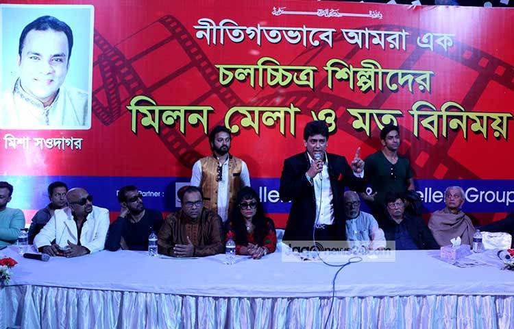 অনুষ্ঠানে বক্তব্য রাখছেন এ প্রজন্মের চিত্রনায়ক জায়েদ খান। ছবি : মাহবুব আলম