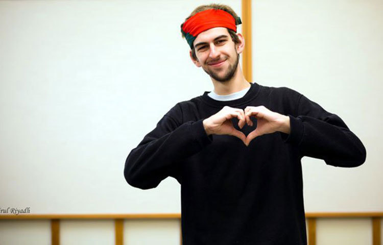 ট্রাইস্টান, তার বাড়ি ফ্রান্সে। বাংলাদেশেকে চিনতে জানতে গভীর আগ্রহ রয়েছে তার। ছবি : ইফতে খায়রুল রিয়াদ