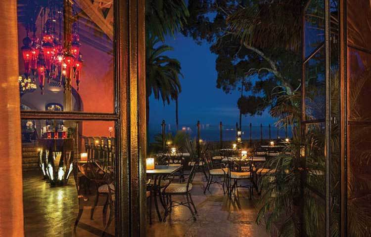 ফোর সিজন রিসোর্টস দি বিল্টামোর : আমেরিকার ক্যালিফোর্নিয়ার এই বিচটি ভ্রমণ করতে প্রতিবছর অসংখ্য পর্যটক এসে ভিড় করে।