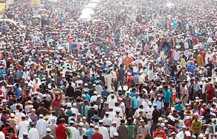 প্রতিবছর দেশের প্রত্যন্ত গ্রাম-শহর-বন্দর থেকে লাখ লাখ ধর্মপ্রাণ মুসলমান অংশ নেয়।