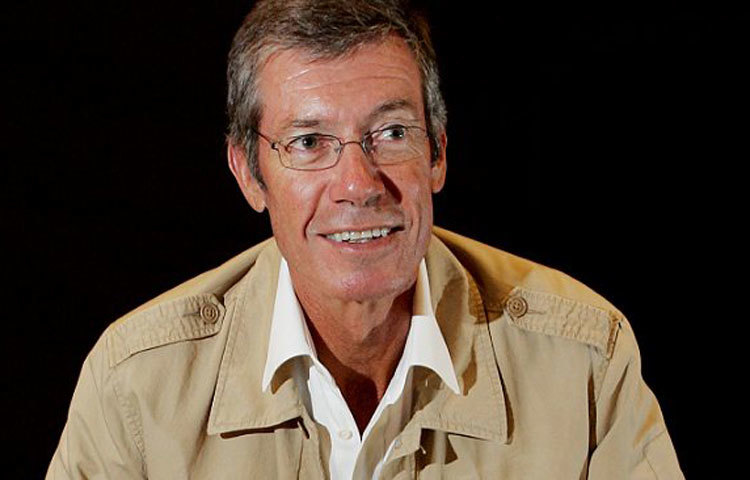 ক্রিকেট অঙ্গনের কিংবদন্তিতুল্য কোচ জন বুকানন। তাকে কোচদের কোচও বলা হয়ে থাকে। তিনি ১৯৯৯ সালে অস্ট্রেলিয়া ক্রিকেট টিমের কোচ হিসেবে কাজ শুরু করেন।