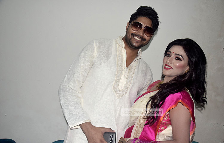 জনপ্রিয় কথাসাহিত্যিক ইমদাদুল হক মিলনের উপন্যাস অবলম্বনে নির্মিত &lsquo;মেয়েটি এখন কোথায় যাবে&rsquo; ছবিতে অভিনয় করেছেন জলি-শাহরিয়াজ। ছবি : মাহবুব আলম