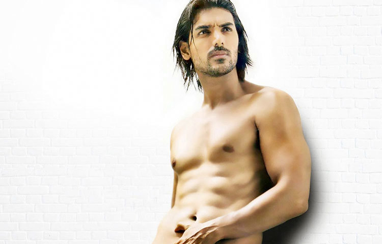 বলিউডে রীতিমতো ফিটনেস ফ্রিক বলে পরিচিত জন অ্যাব্রাহাম।