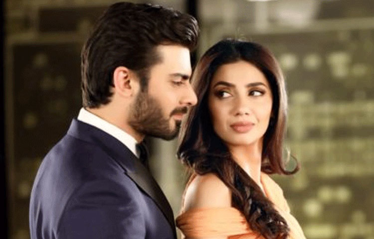 ফাওয়াদ খান ও মাহিরা খান : এই রোমাঞ্চকর দম্পতি চলতি বছর পাকিস্তানের শোবিজ অঙ্গন মাত করে রেখেছিলেন।