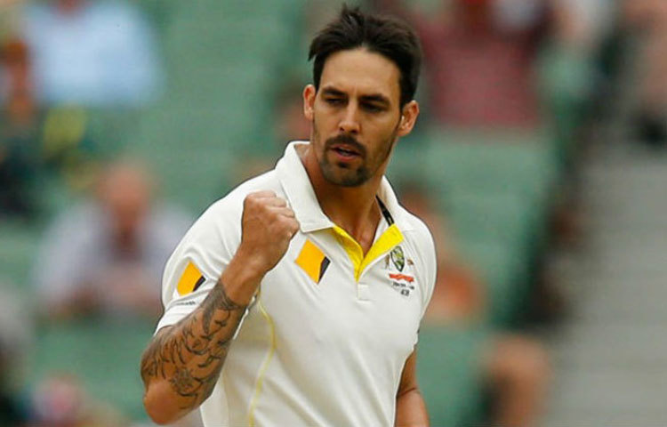 মিচেল জনসন : আধুনিক ক্রিকেটের অন্যতম ভয়ঙ্কর ফাস্ট বোলার আবার ভয় পান এবি ডেভিলিয়ার্সকে। জনসনের মতে, &lsquo;নিঃসন্দেহে আমাদের যুগের সেরা ব্যাটসম্যান এবি। ওকে বল করাটা ছিল খুব কঠিন। সব ধরনের শট খেলতে পারত এবি।&rsquo;