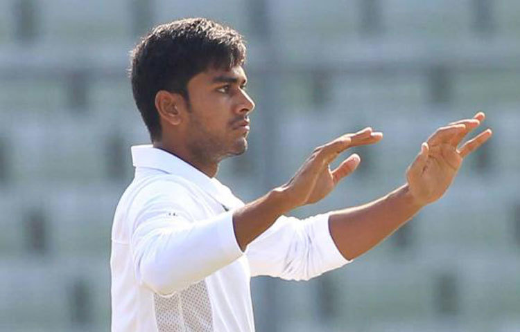 ক্যারিয়ারের প্রথম দুই টেস্টেই ৫ উইকেট পাওয়া প্রথম বাংলাদেশি বোলার অবশ্যই মিরাজ।