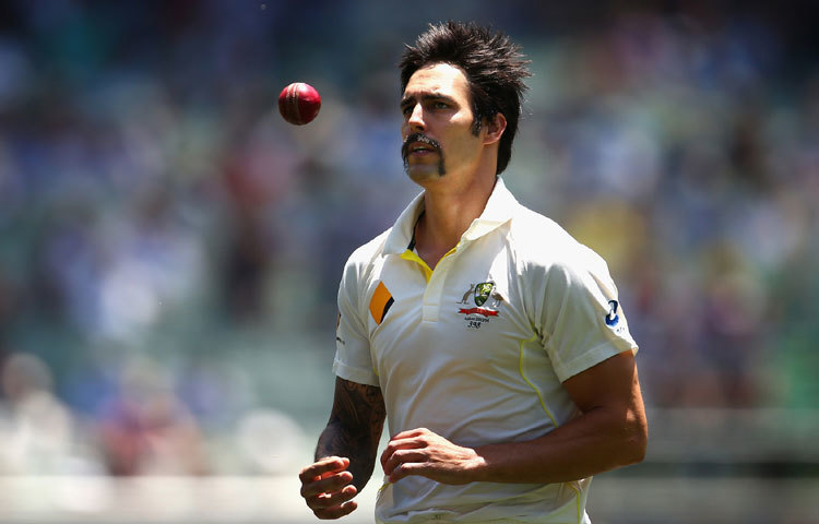 মিচেল জনসন অস্ট্রেলিয়ার প্রিমিয়ার দ্রুততম বোলার। তিনি ২০১৩ সালে ইংল্যান্ডের বিরুদ্ধে ঘণ্টায় ১৫৬.৮ কিলোমিটার বেগে বল করেন।