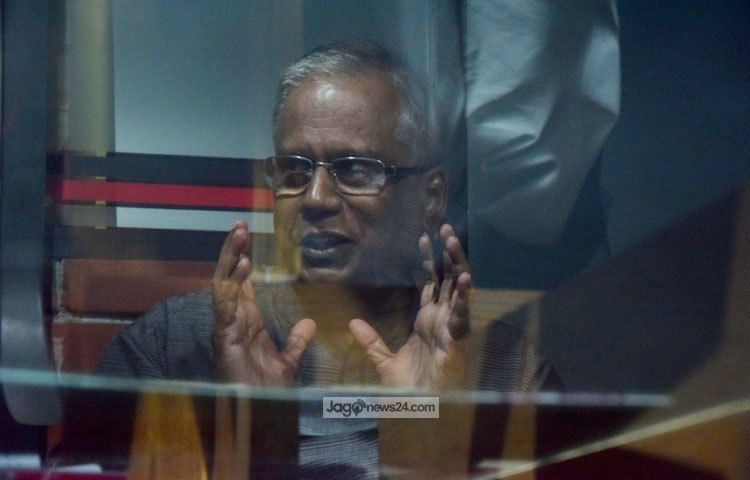 বিজয়ের মাস এলেই তিনি ফিরে যান অগ্নিঝরা মুক্তিযুদ্ধের দিনগুলোতে। ছবি : মাহবুব আলম