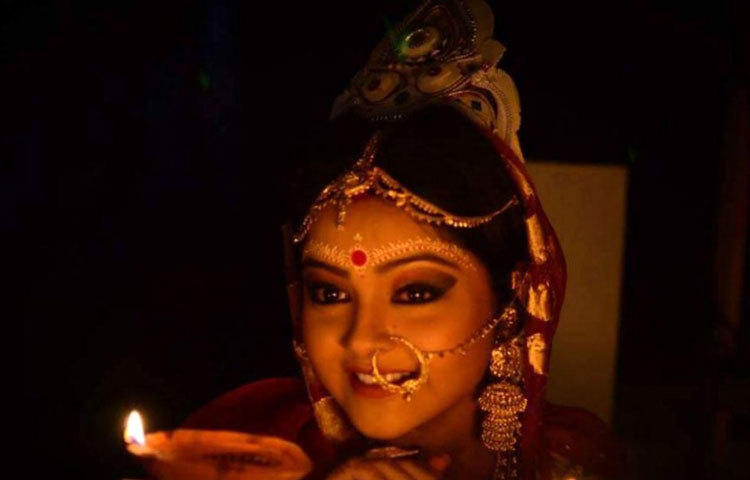 নবনীতা দাস : এই সুন্দরী অভিনেত্রী &lsquo;দীপ জ্বেলে যাই&rsquo; নাটকের &lsquo;দিয়া&rsquo; চরিত্রে অভিনয় তুমুল জনপ্রিয়তা লাভ করেছেন।