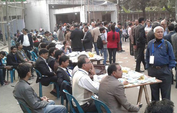 জাতীয় প্রেসক্লাবের দ্বিবার্ষিক নির্বাচন শান্তিপূর্ণ পরিবেশে অনুষ্ঠিত হয়েছে। ছবি : বিপ্লব দিক্ষিৎ