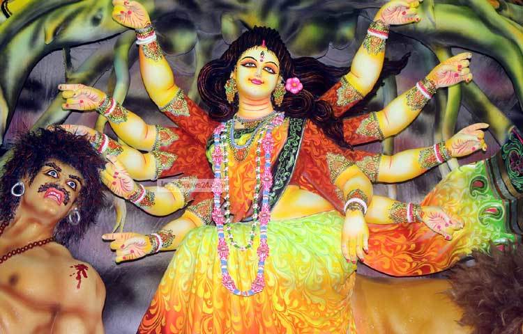 প্রতিবারের ন্যায় এবছরও দেশে বিপুল উৎসাহ উদ্দীপনার মধ্য দিয়ে শারদীয় দুর্গা উৎসব পালিত হচ্ছে। ছবি : বিপ্লব দিক্ষিৎ