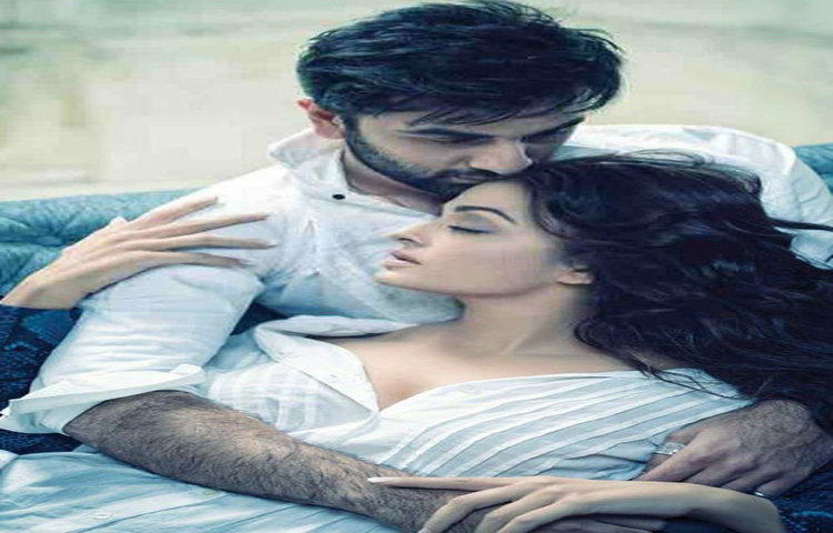 ভারতের কয়েকটি প্রথম সারির গণমাধ্যমে এই ছবিগুলো প্রকাশিত হয়েছে।