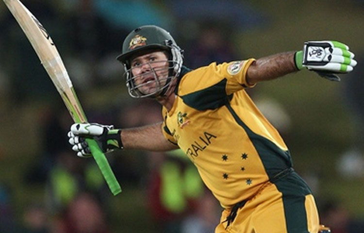 অস্ট্রেলিয়ার সাবেক ক্যাপ্টেন রিকি পন্টিং ২০০ বেশি ম্যাচে অধিনায়ক হিসেবে দলের নেতৃত্ব দিয়েছেন। সর্বকালের সফল ক্রিকেটারদের তালিকায় তার নাম তৃতীয় স্থানে রয়েছে।