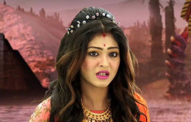 রুকমা রায় : &lsquo;কিরণমালা&rsquo; সিরিয়ালে &lsquo;কিরণমালা&rsquo; চরিত্র এতটাই জনপ্রিয় হয়েছেন যে রুমকা রায়কে এখন সবাই কিরণমালা নামেই চেনে।