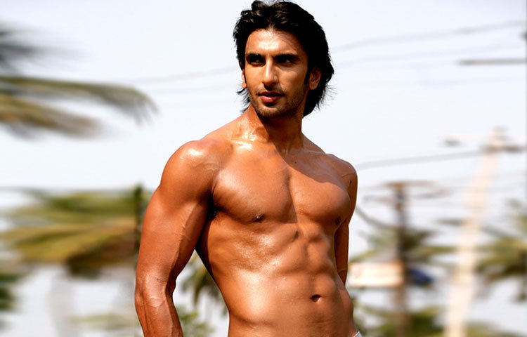 রণবীর সিং, বলিউডের এই তারাকা খুব যত্ন করে তৈরি করেছেন শরীর।