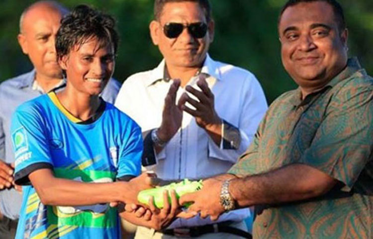 দেশের ফুটবলপ্রেমীদের ভালোমানের খেলা উপহার দিতে সাবিনা-এটাই তার একমাত্র স্বপ্ন।