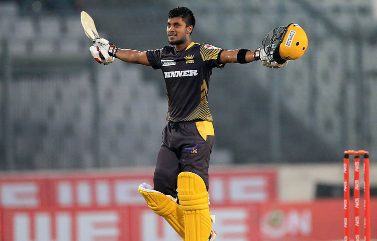 রাজশাহী কিংসের সাব্বির রহমান এবারের বিপিএল-এ প্রথম সেঞ্চুরি করে আলোচনায় এসেছেন।