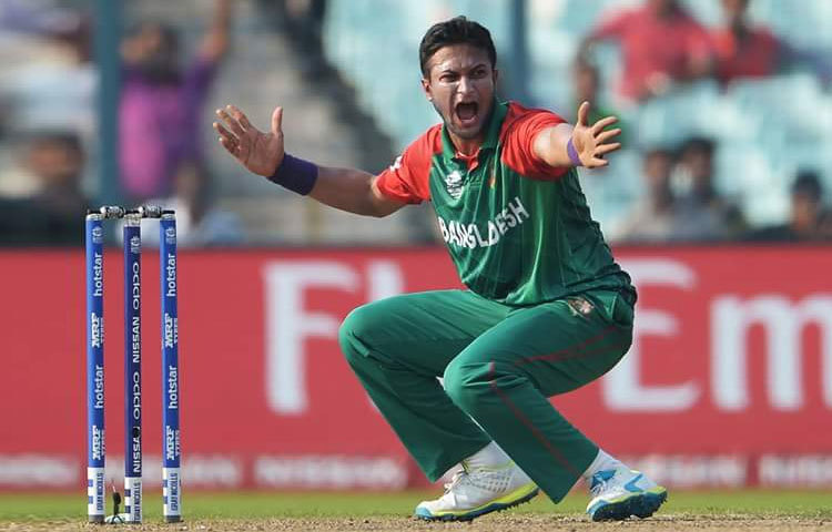 সাকিব আল হাসান : বিশ্বসেরা এ অলরাউন্ডার ঢাকা ডায়নামাইটসের অধিনায়ক হয়ে মাঠে নামবেন। সাকিবের ভক্তদের মাঝে তাকে ঘিরে চলছে উন্মাদনা।