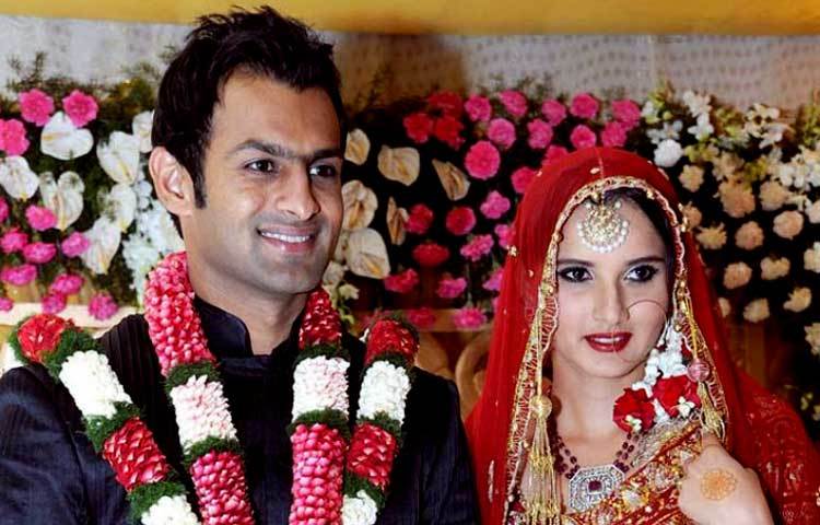 শোয়েব মালিক ও সানিয়া মির্জা : ২০১০ সালে শোয়েব মালিক ও সানিয়া মির্জা বিয়ে বন্ধনে আবদ্ধ হন।